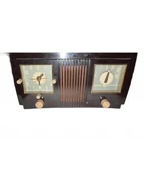 Vintage General Electric Dual Dial Clock Radio Powers On Untested